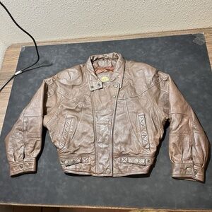 VTG Adventure Bound Wilsons Leather Bomber Jacket Distressed Aviator Moto Crop